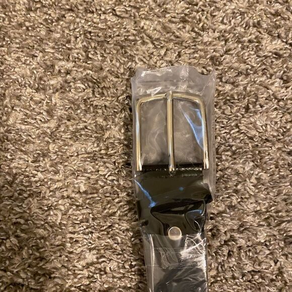 💼Kenna Eyelet Buckle Belt, Black, Faux Leather, Unisex Buyer Rated 5⭐️ - Picture 6 of 8